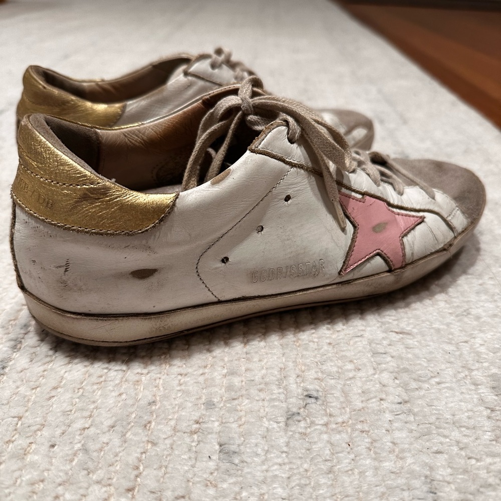 Golden Goose Superstar sneakers size 38.5 (8.5 US sizing)